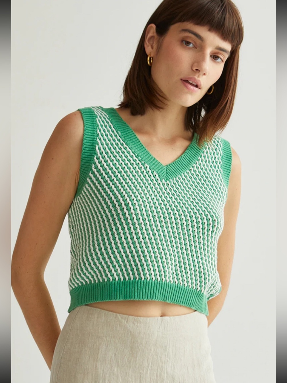 Crescent Green and White V-Neck Knit Sweater Vest Women’s Small